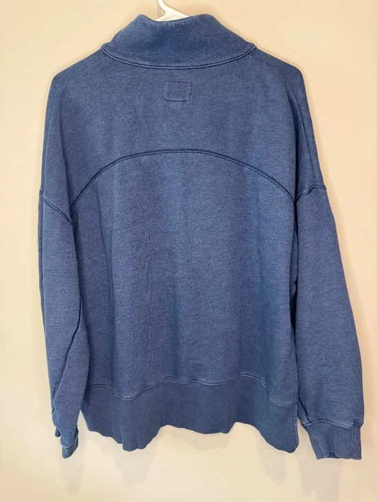 This Feels Seriously Lived in by American Eagle AE Women’s Navy Blue Medium Quar - Picture 4 of 6